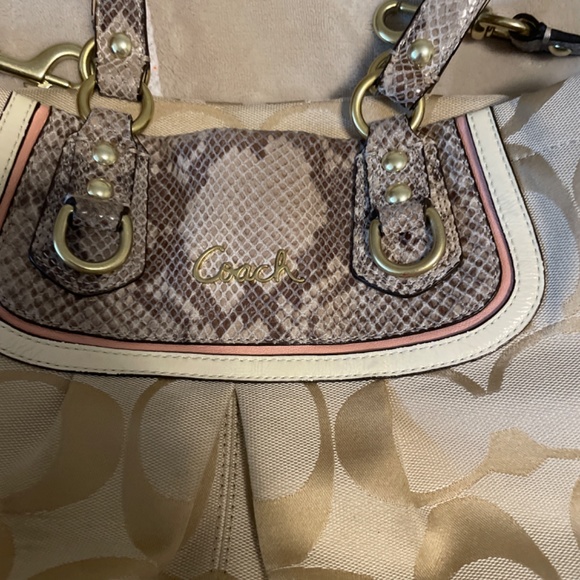 Coach bag - Picture 2 of 6
